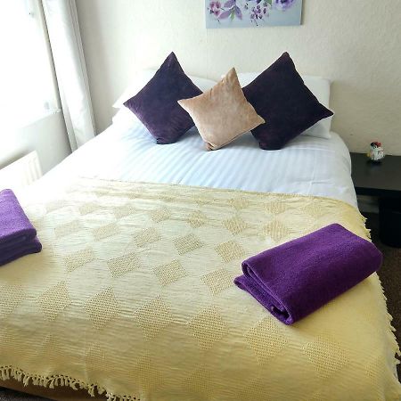 Rowe Gardens - Self Catering - Guesthouse Style - Comfortable Twin Or Double Rooms - Quiet Residential Area Workington Εξωτερικό φωτογραφία