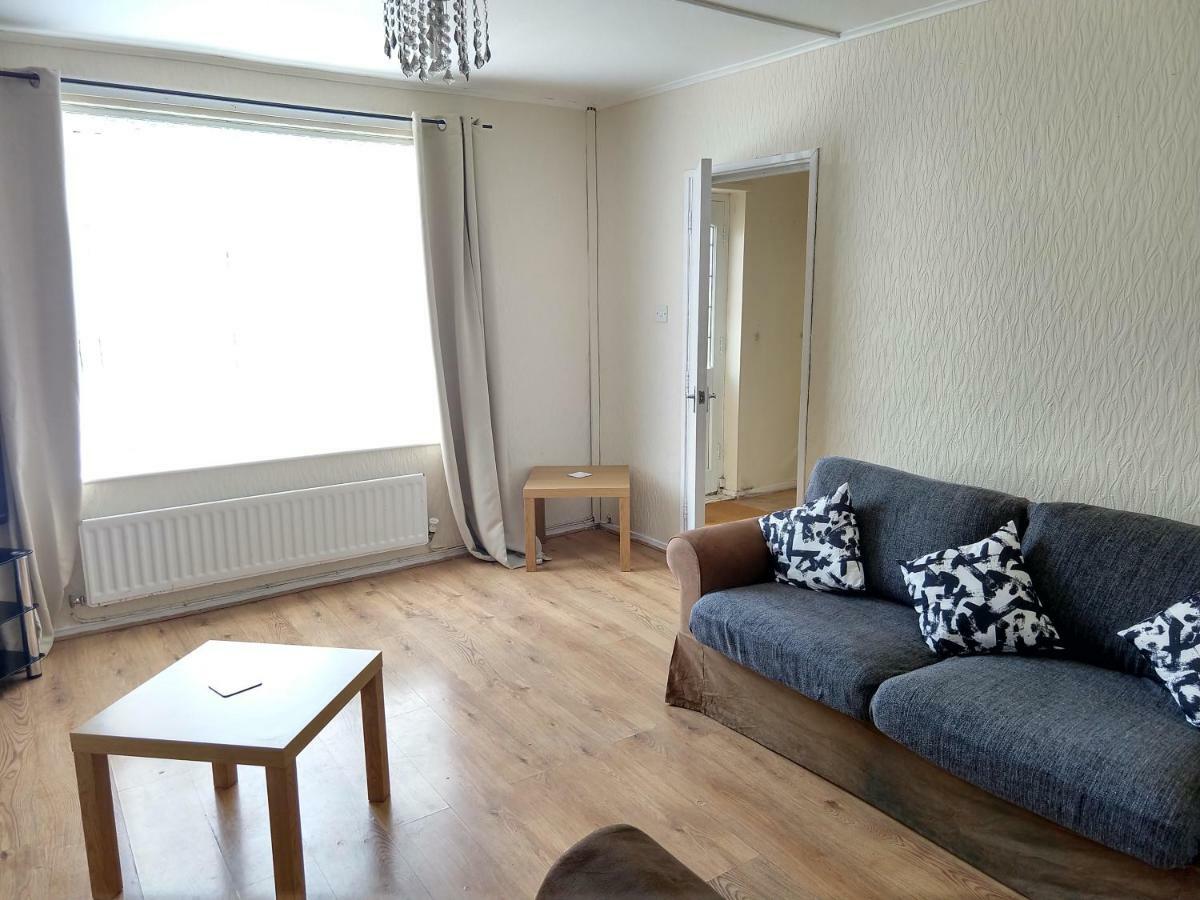 Rowe Gardens - Self Catering - Guesthouse Style - Comfortable Twin Or Double Rooms - Quiet Residential Area Workington Εξωτερικό φωτογραφία