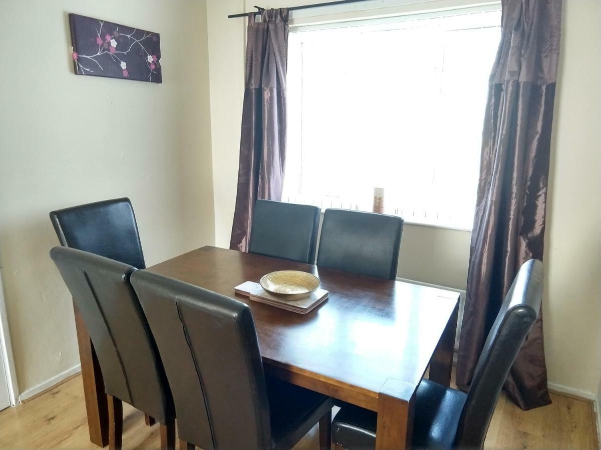 Rowe Gardens - Self Catering - Guesthouse Style - Comfortable Twin Or Double Rooms - Quiet Residential Area Workington Εξωτερικό φωτογραφία