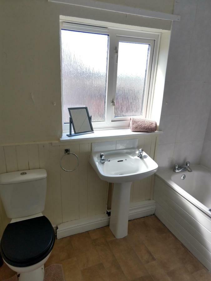 Rowe Gardens - Self Catering - Guesthouse Style - Comfortable Twin Or Double Rooms - Quiet Residential Area Workington Εξωτερικό φωτογραφία
