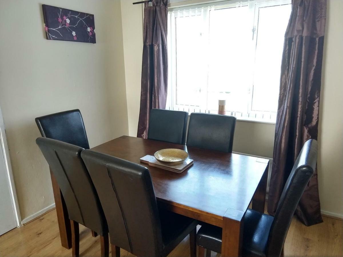 Rowe Gardens - Self Catering - Guesthouse Style - Comfortable Twin Or Double Rooms - Quiet Residential Area Workington Εξωτερικό φωτογραφία